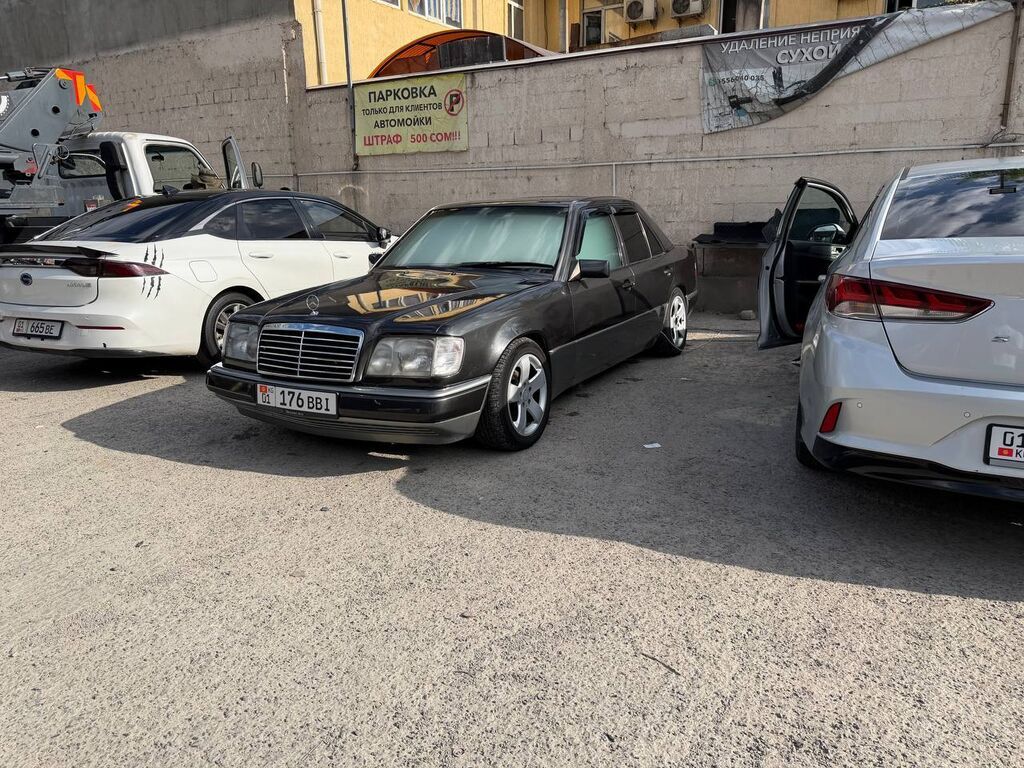 Mercedes-Benz W124: 1994 г., 3.2 л, Автомат, Бензин, Седан: фото 2