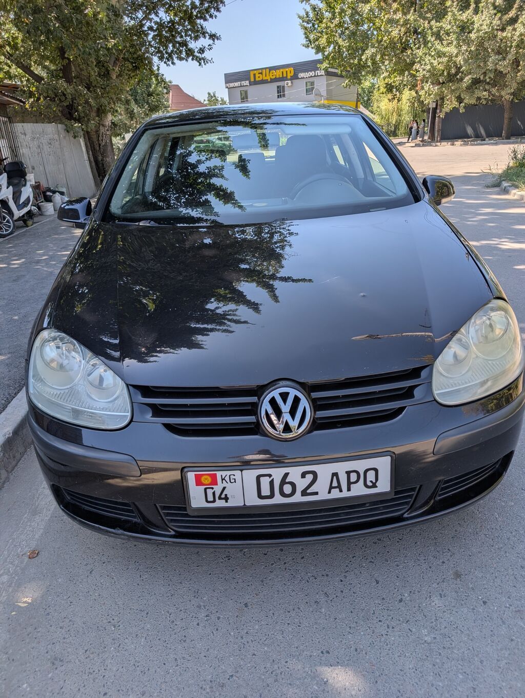 Volkswagen Golf V: 2004 г., 1.6 л, Механика, Бензин, Хэтчбэк: фото 7