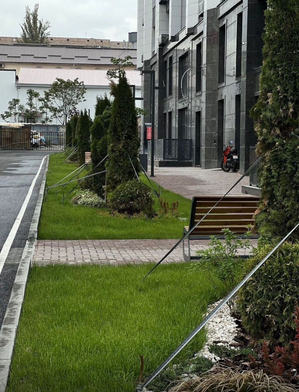 1 комната, 50 м², Юнусалиева/Суванбердиева Элитка, 13 этаж, ПСО (под самоотделку): фото 2
