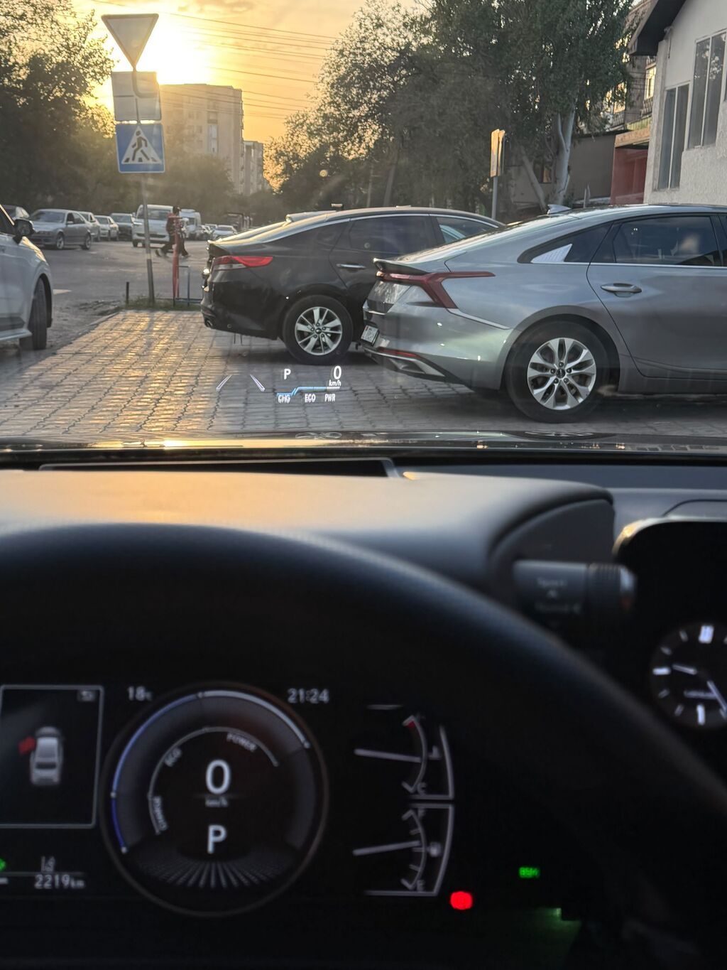 Lexus ES: 2021 г., 2.5 л, Гибрид, Седан: фото 8