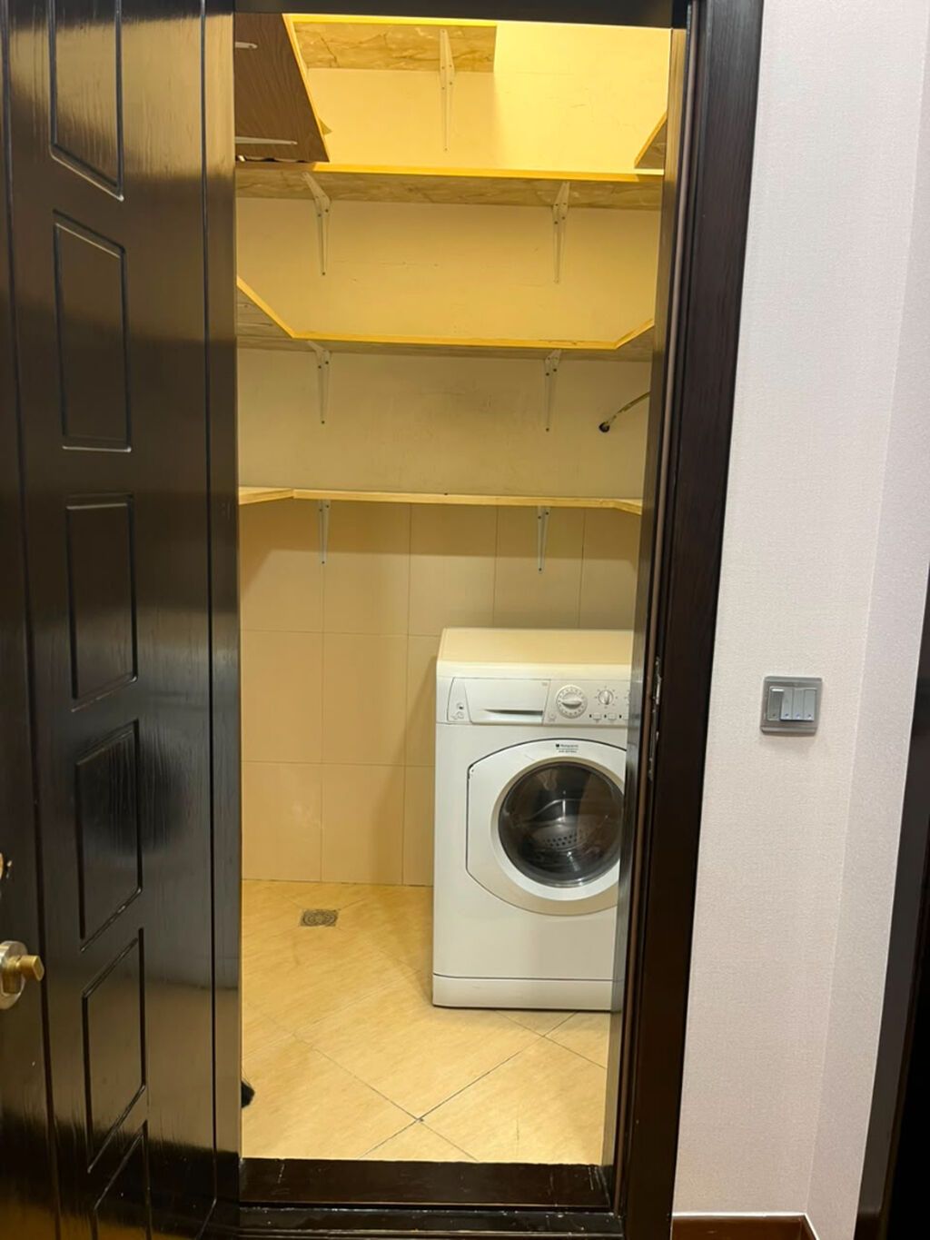 3 otaqlı, Yeni tikili, m. Həzi Aslanov, 98 kv. m