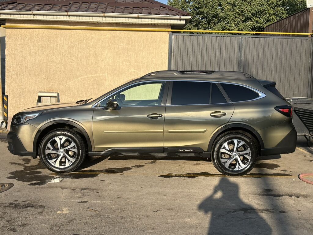 Subaru Outback: 2022 г., 2.5 л, Вариатор, Бензин, Универсал: фото 3