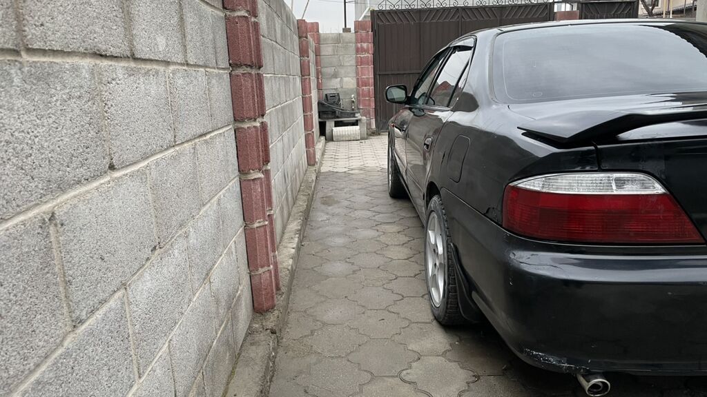 Acura TL: 2001 г., 2.5 л, Автомат, Газ, Седан: фото 3