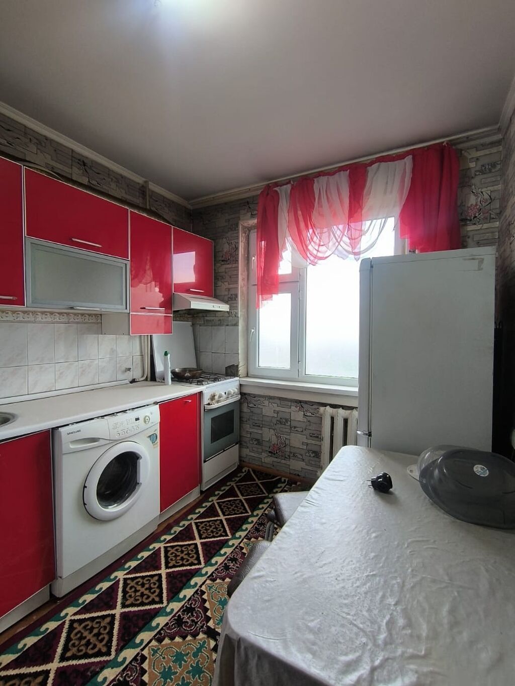 3 комнаты, 58 м², 104 серия, 4 этаж, Свежий ремонт: фото 3