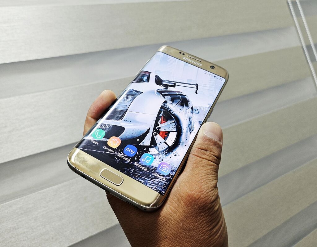 Samsung Galaxy S7 Edge, Б/у, 64 ГБ, цвет - Золотой, 1 SIM, 2 SIM — фото 3