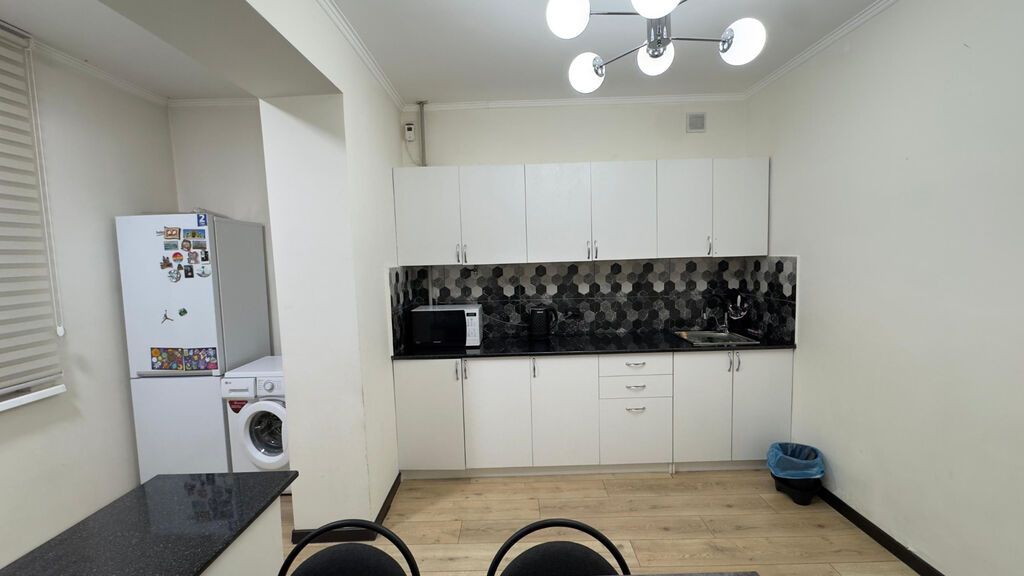 2 комнаты, 65 м², Элитка, Аламедин-1 мкр Элитка, 2 этаж, Евроремонт: фото 8