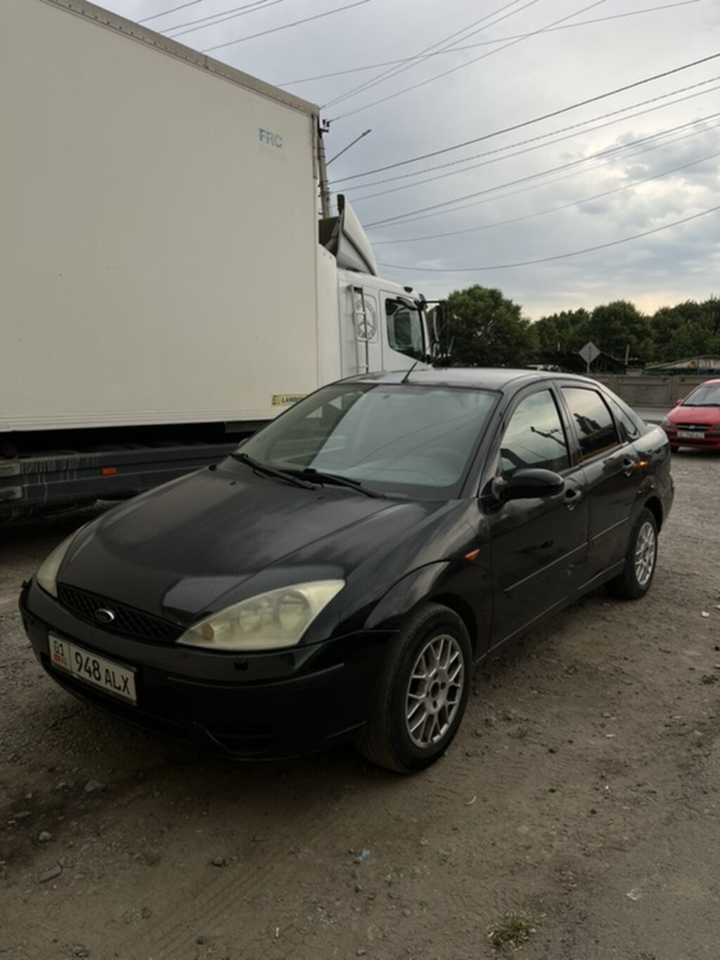 Ford Focus: 2002 г., 1.6 л, Автомат, Бензин, Седан: фото 1