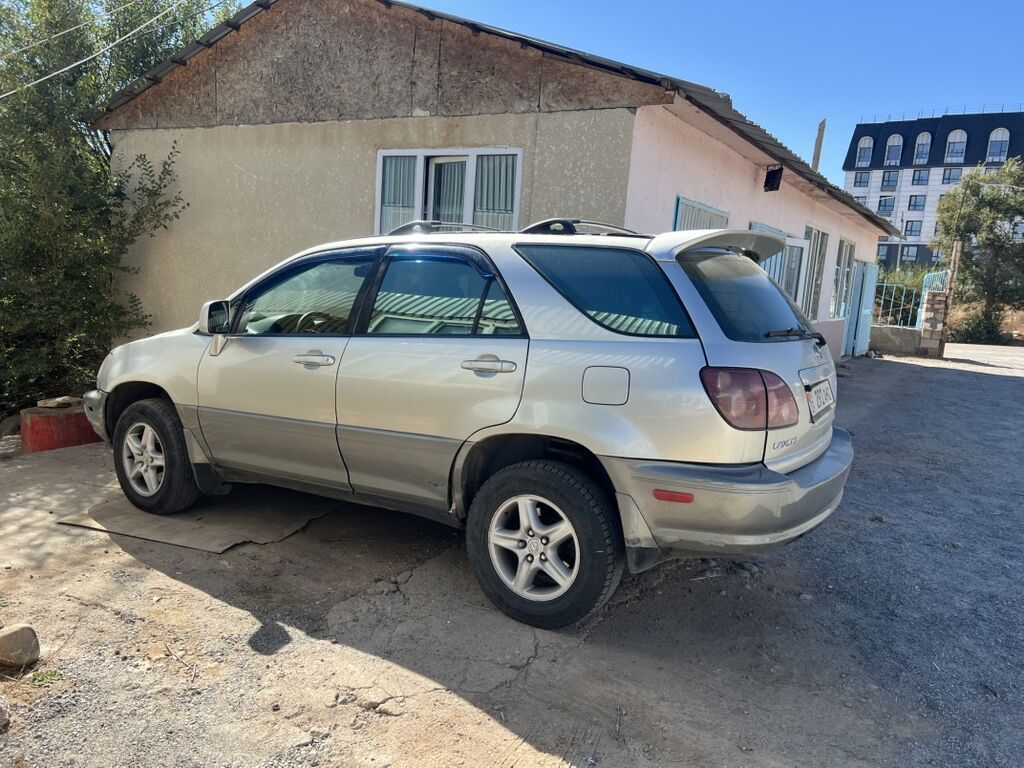 Lexus RX: 2000 г., 3 л, Автомат, Бензин, Кроссовер: фото 2