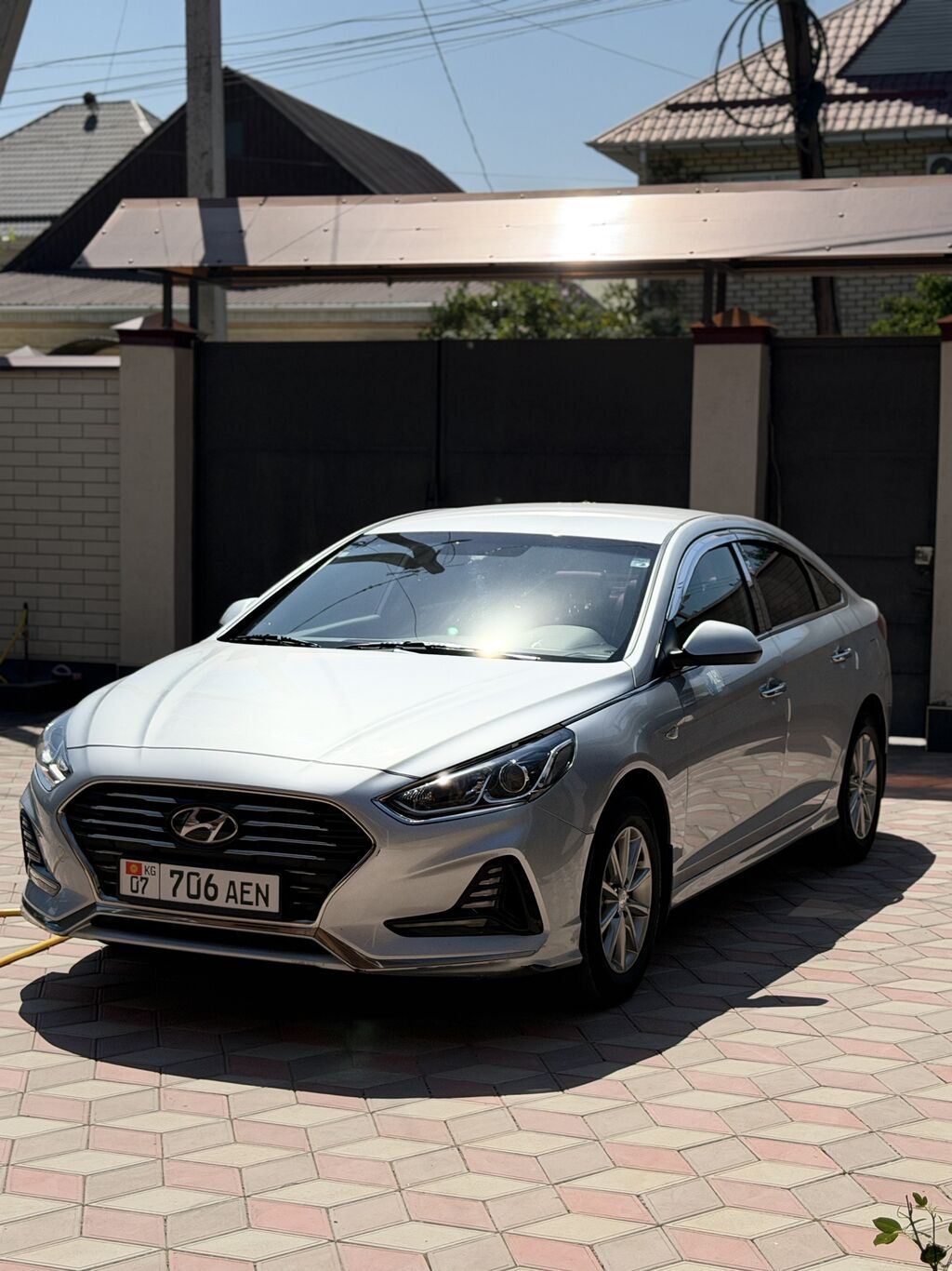 Hyundai Sonata: 2019 г., 2 л, Автомат, Газ, Седан: фото 2