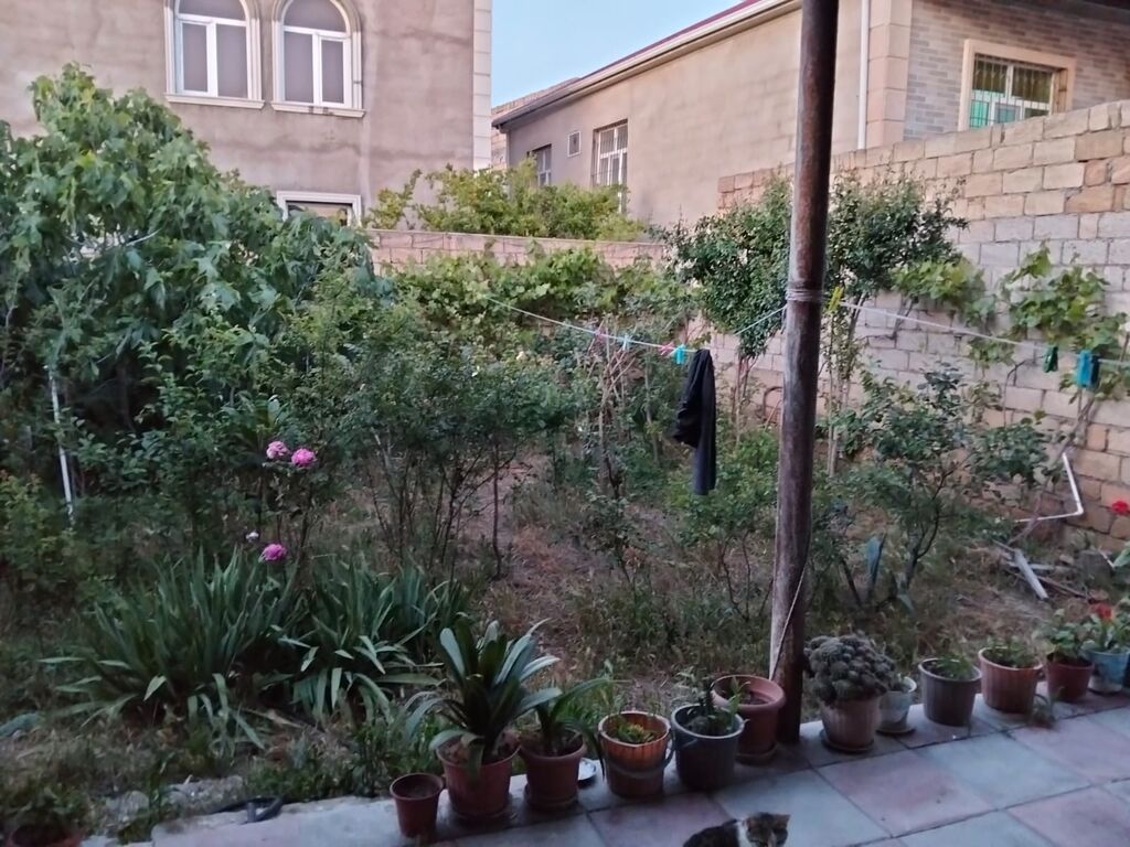 3 otaqlı, 100 kv. m, Kredit yoxdur, Orta təmir