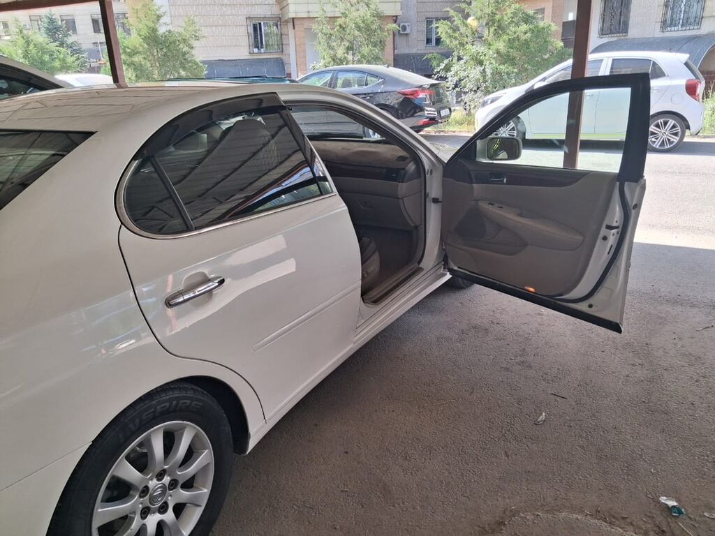 Lexus ES: 2004 г., Автомат, Бензин, Седан: фото 7