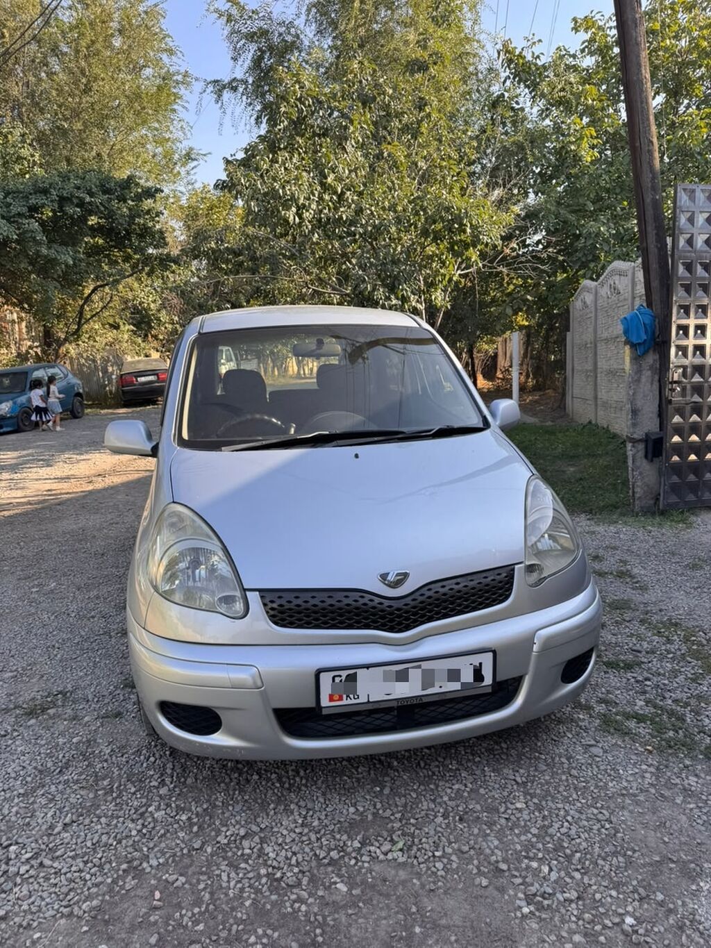Toyota Funcargo: 2003 г., 1.3 л, Автомат, Бензин, Лифтбек: фото 4