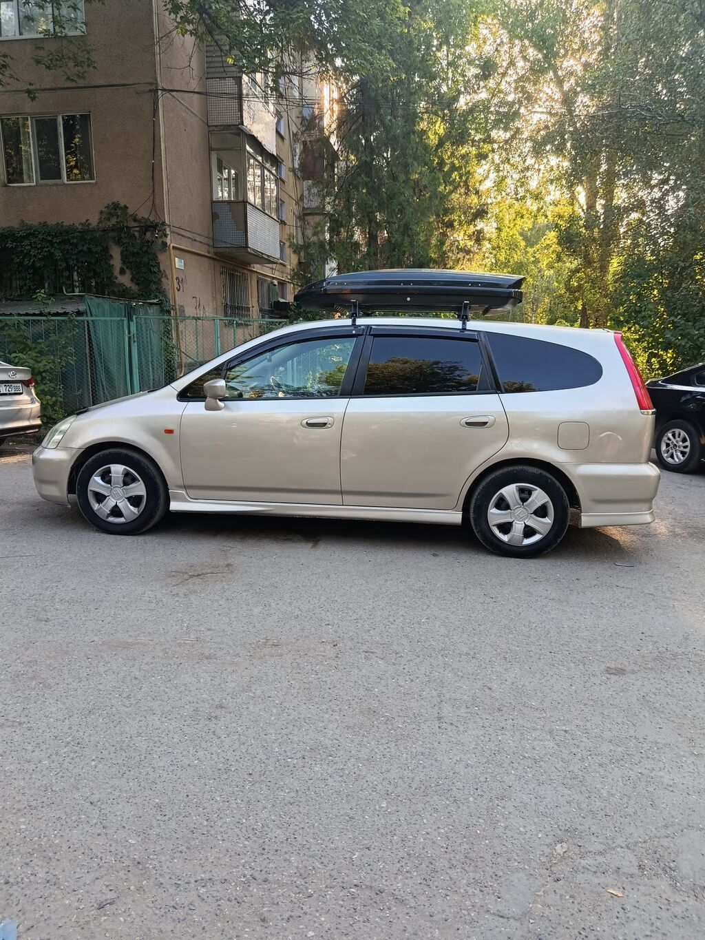 Honda Stream: 2003 г., 2 л, Автомат, Бензин, Минивэн: фото 3