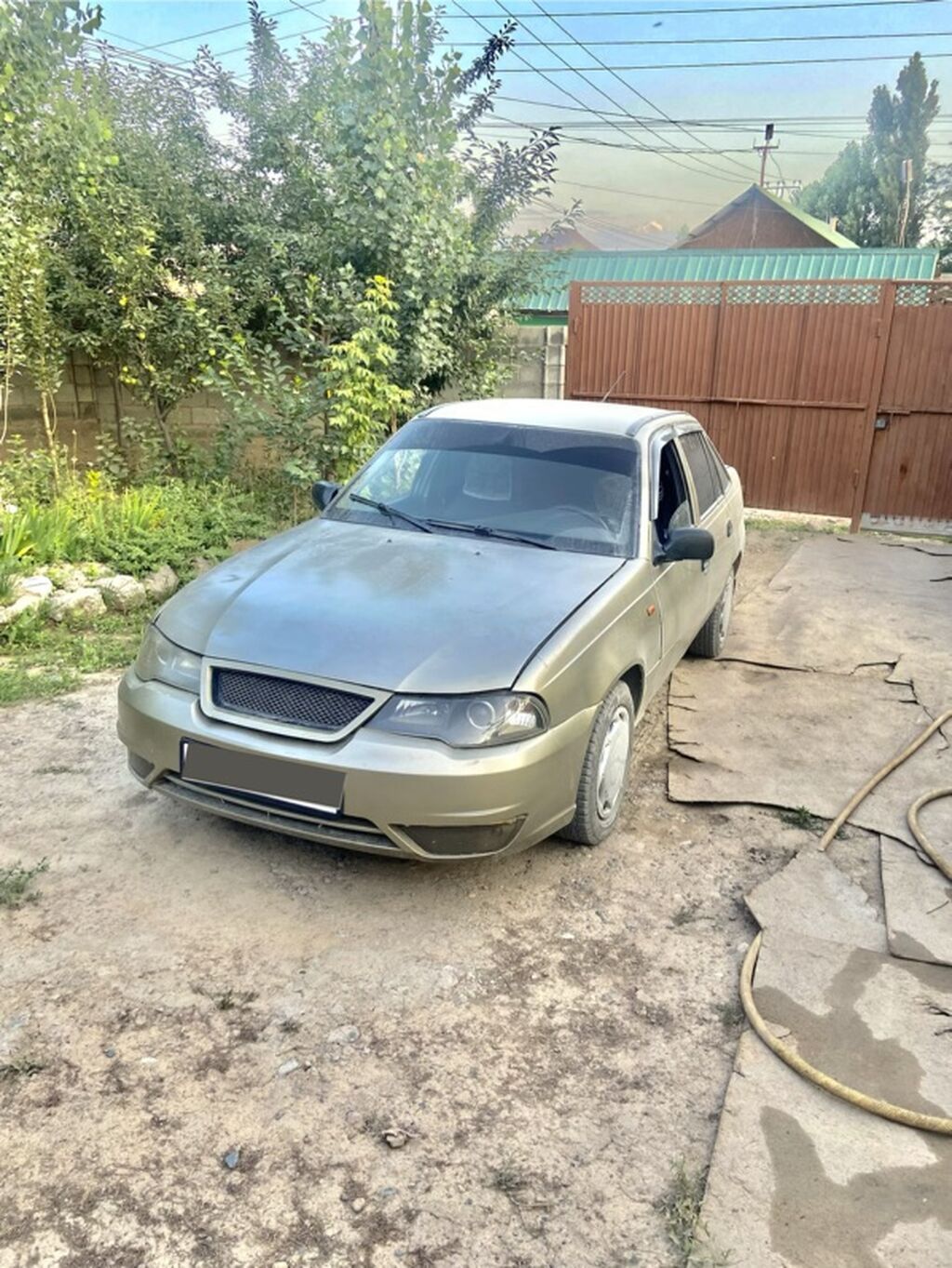 Daewoo Nexia: 2010 г., 1.6 л, Механика, Бензин, Седан: фото 1