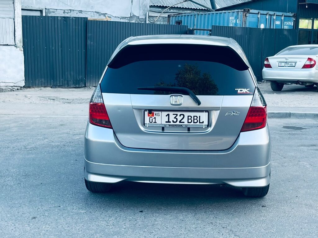 Honda Fit: 2003 г., 1.5 л, Вариатор, Бензин, Хэтчбэк: фото 7