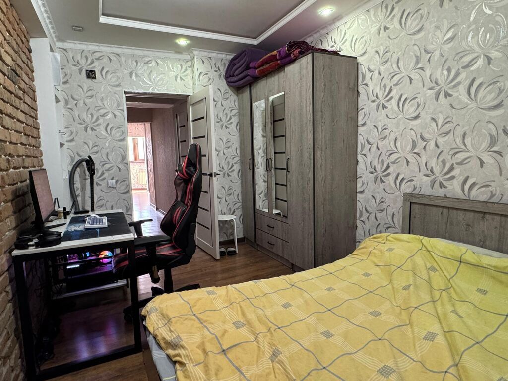 3 комнаты, 76 м², Цум 5 этаж: фото 4