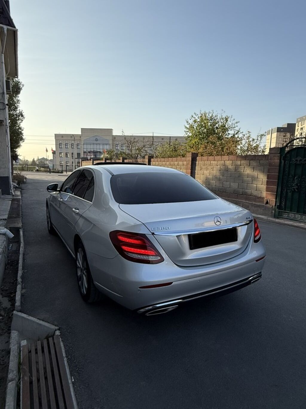 Mercedes-Benz E-Class: 2019 г., 2 л, Автомат, Бензин, Седан: фото 4