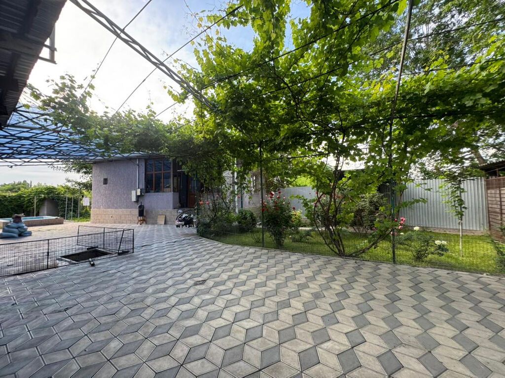 4 комнаты, 92 м², 5 соток, Бишкек, 110 квартал Агентство недвижимости: фото 2