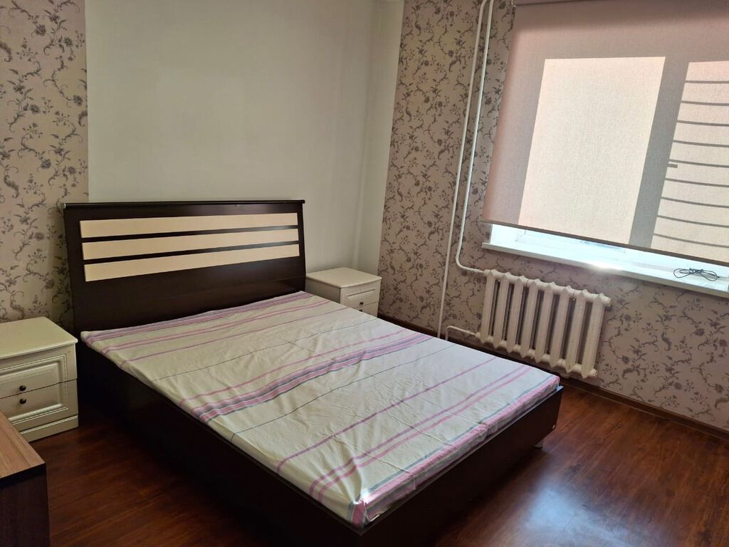 Сдается 2-ух комнатная квартира, в4-ом мкр, Площадь 54 м2, 3-ый этаж: фото 3