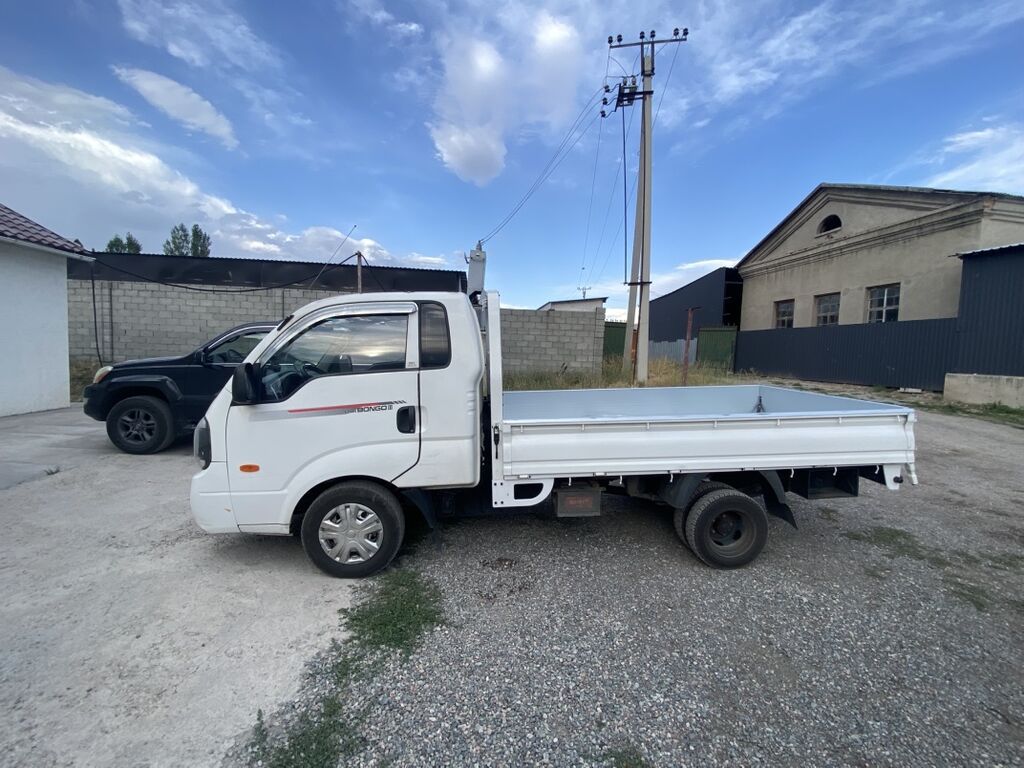Продам Kia Bongo III, бортовой грузовик: фото 2