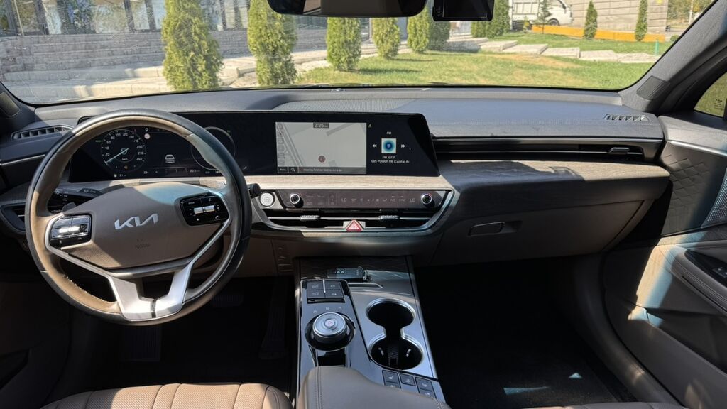 Kia K8: 2022 г., 1.6 л, Гибрид, Фастбек: фото 5