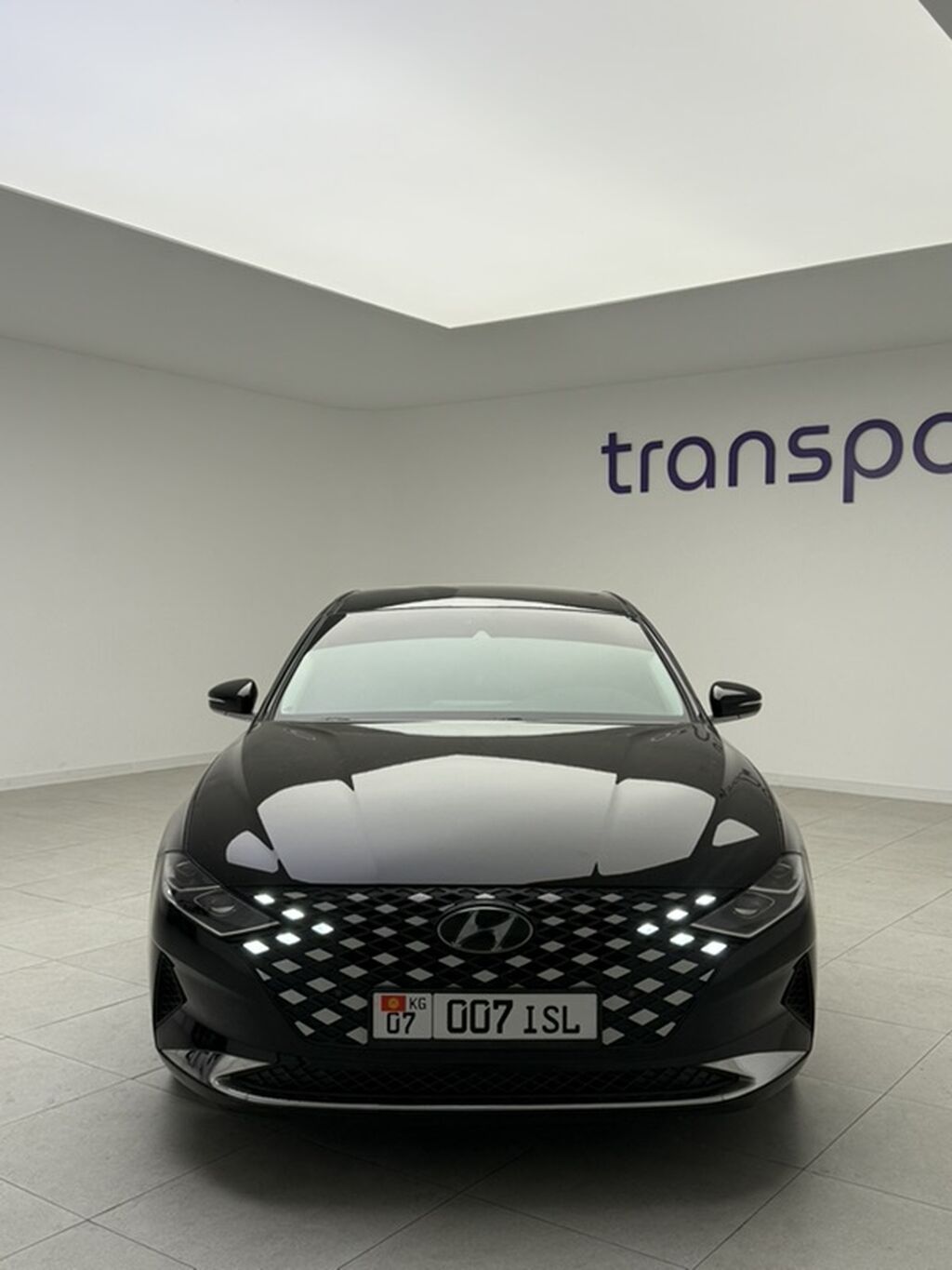 Hyundai Grandeur: 2022 г., 2.4 л, Автомат, Гибрид, Седан: фото 1