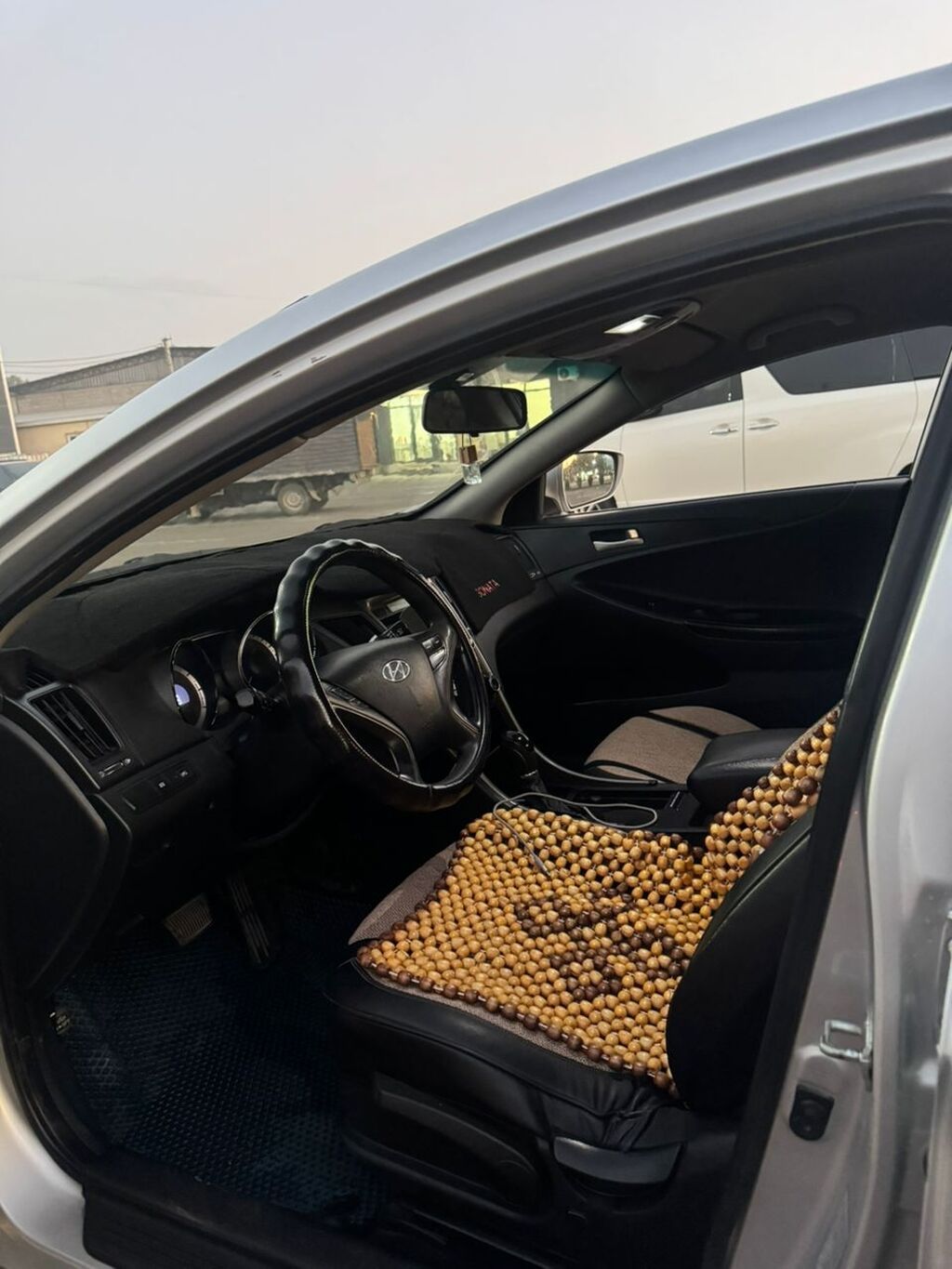 Hyundai Sonata: 2011 г., 2 л, Автомат, Газ, Седан: фото 5
