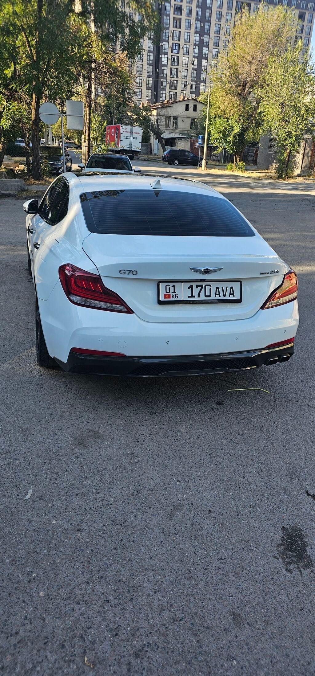 Hyundai Genesis: 2018 г., 2 л, Автомат, Бензин, Седан: фото 3
