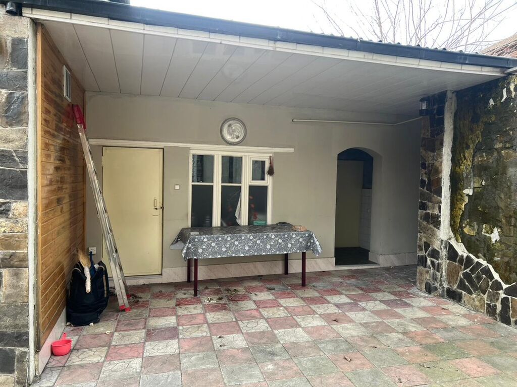 5 otaqlı, 110 kv. m, Orta təmir