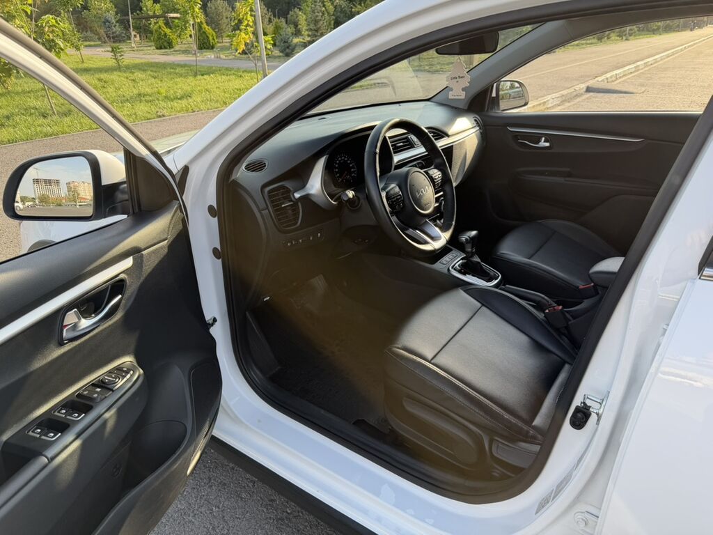 Kia Rio X-Line: 2022 г., 1.6 л, Автомат, Бензин, Хэтчбэк: фото 8