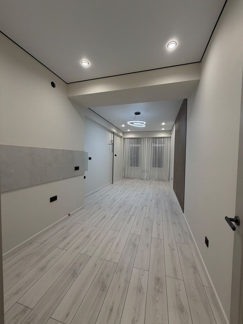 3 комнаты, 82 м², Технопарк Элитка, 4 этаж, Дизайнерский ремонт: фото 2