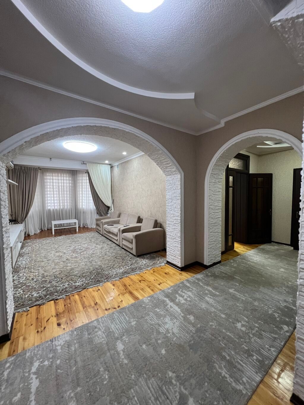 200 м², 6 комнат: фото 3