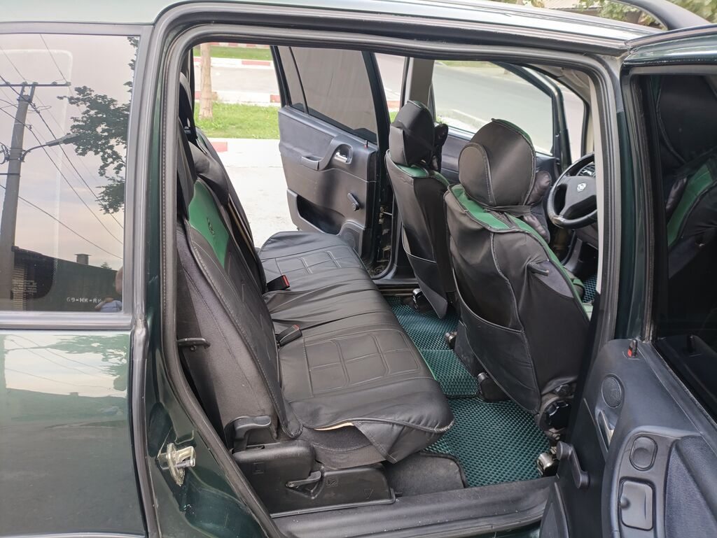 Opel Zafira: 2001 г., Механика, Бензин, Минивэн: фото 4