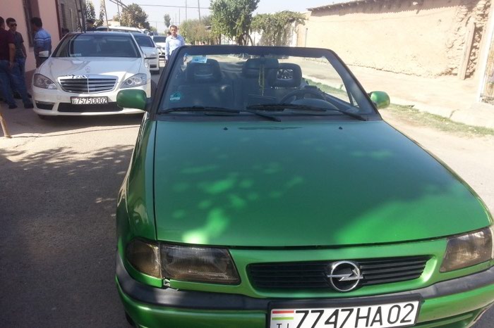Opel: Opel Другая модель 1996 на lalafo.tj Opel Другая модель 1996 в Кайраккум
