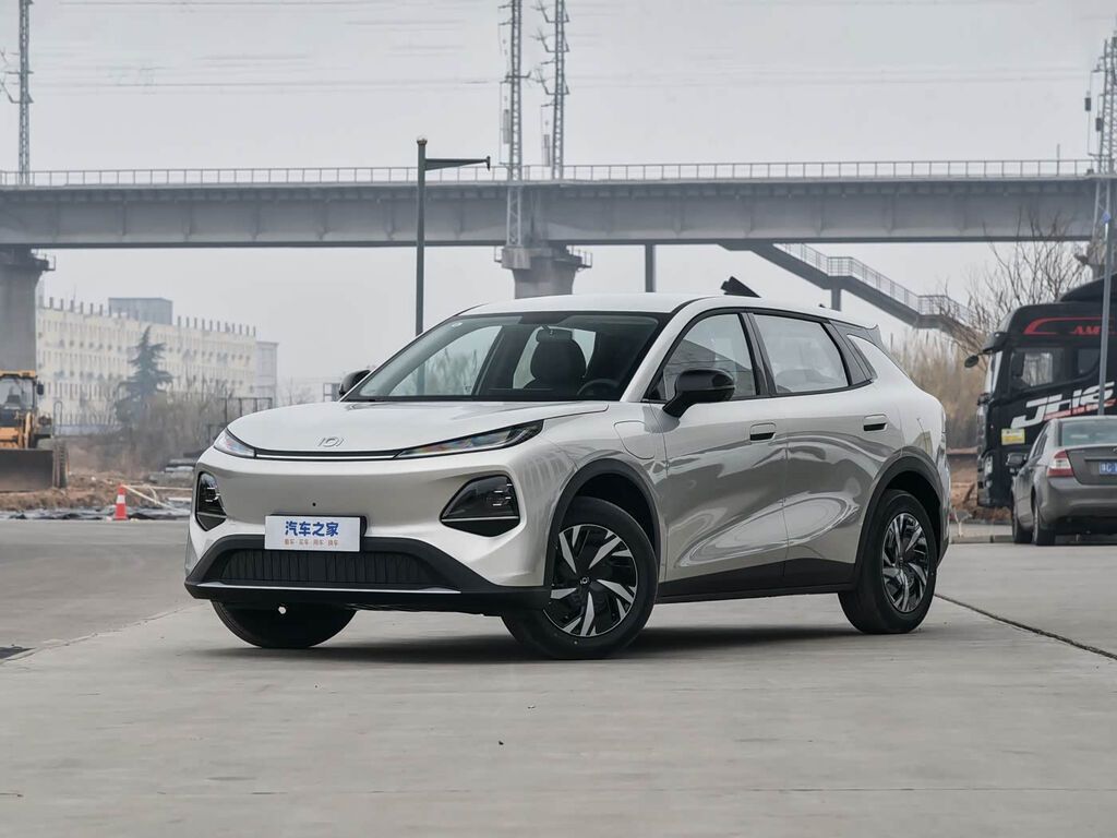 Changan Qiyuan Q05: 2026 г., 0.1 л, Автомат, Электромобиль, Кроссовер: фото 2