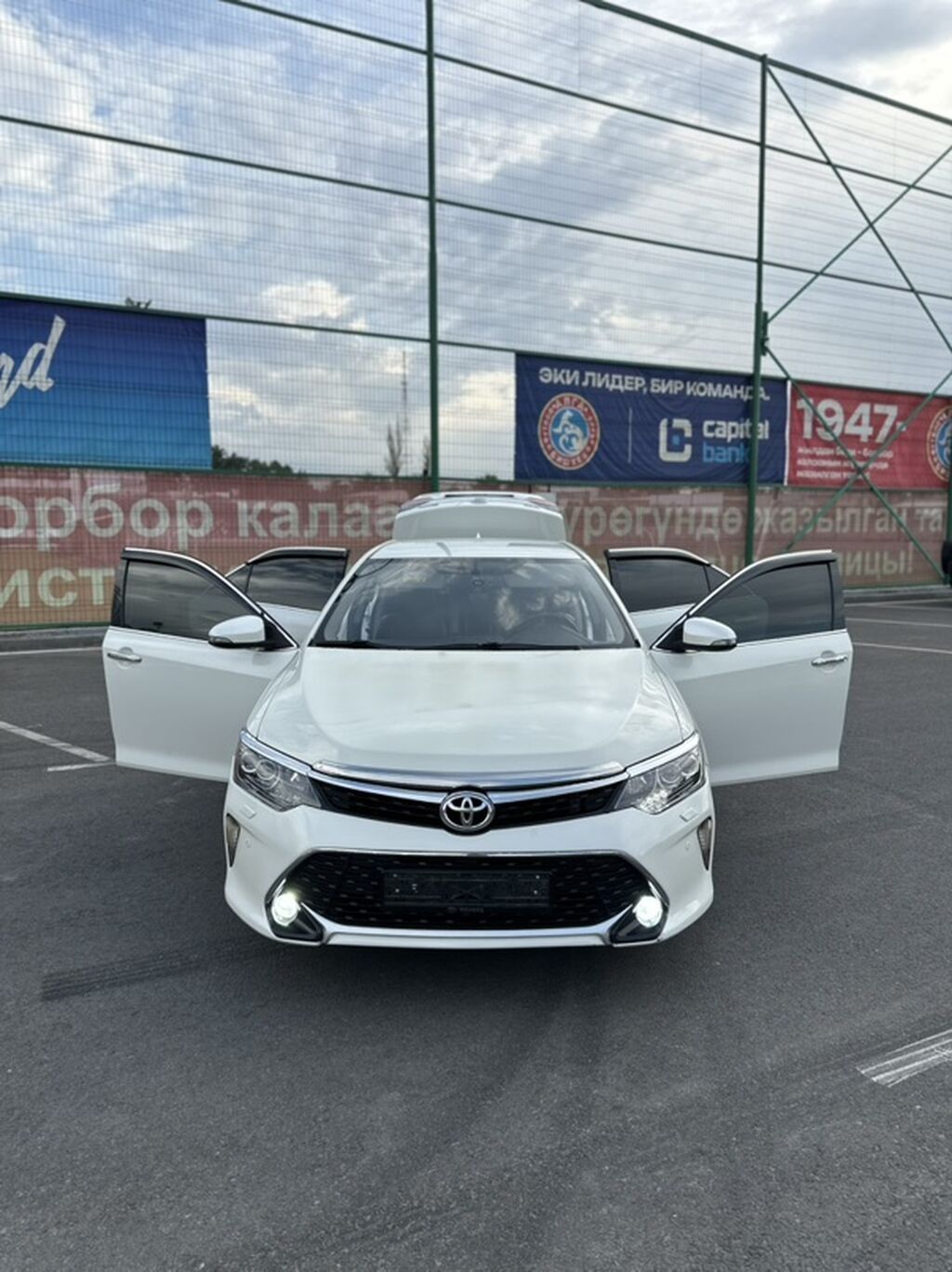 Toyota Camry: 2017 г., 2.5 л, Автомат, Бензин, Седан: фото 6