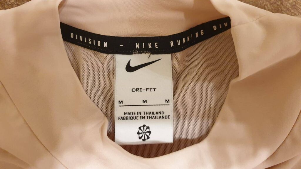 Футболка, Облегающая модель, Nike, Полиэстер, Б/у, M: фото 6