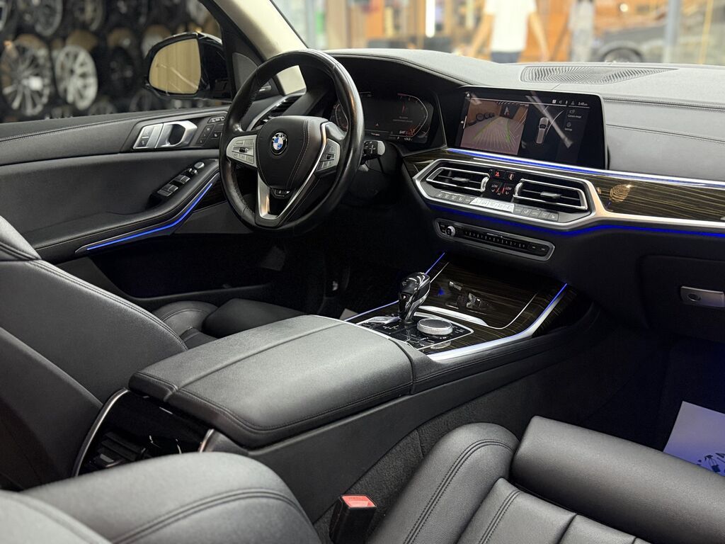 BMW X7: 2019 г., 3 л, Автомат, Бензин, Внедорожник: фото 7