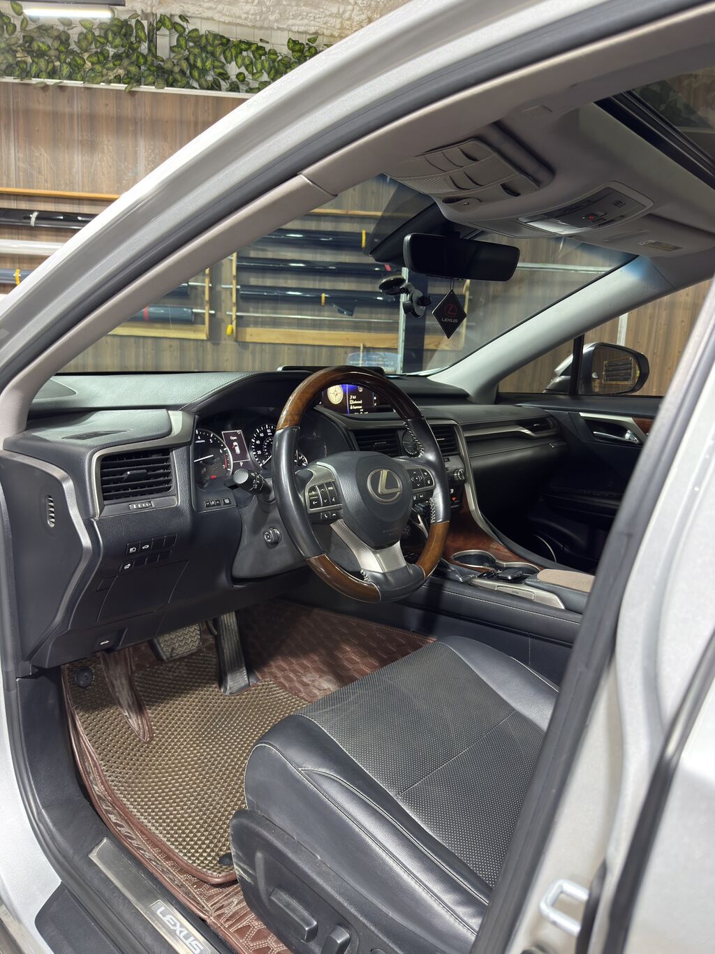 Lexus RX: 2019 г., 3.5 л, Автомат, Бензин, Кроссовер: фото 4