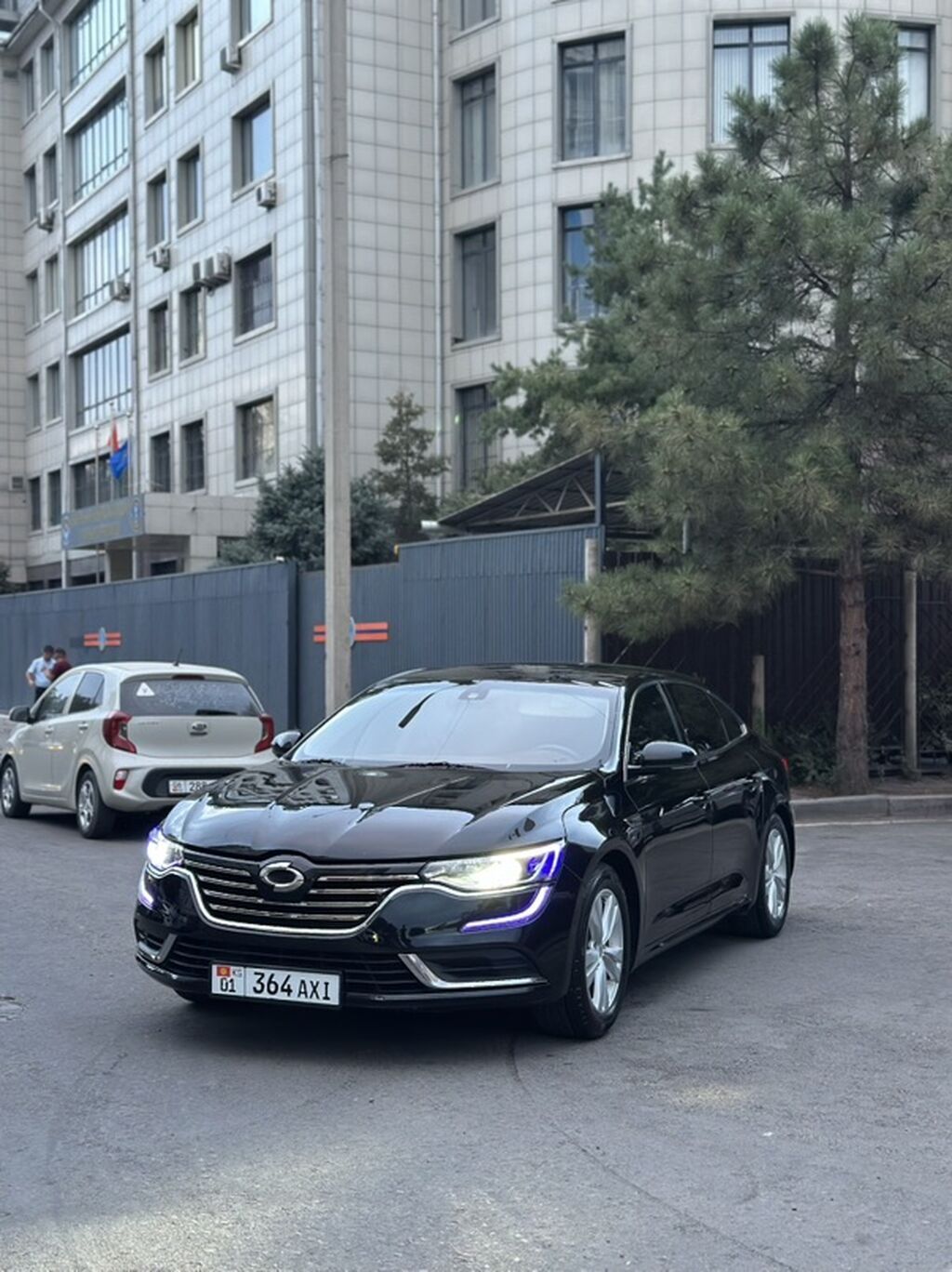 Renault SM6: 2017 г., 2 л, Автомат, Газ, Седан: фото 4
