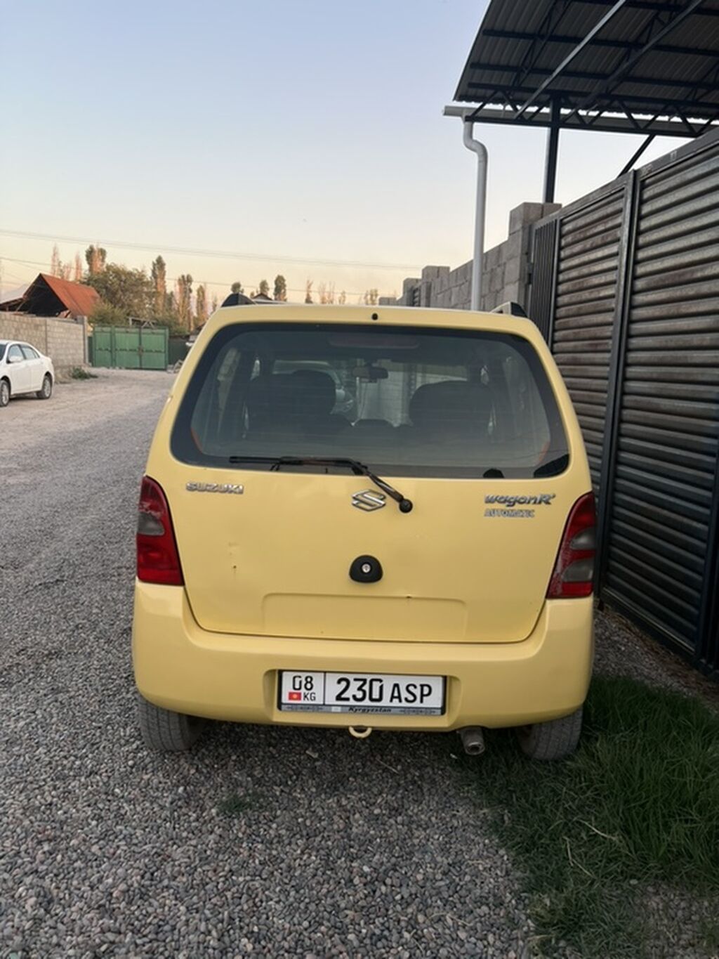 Suzuki Wagon R: 2004 г., 1.3 л, Автомат, Бензин, Хэтчбэк: фото 3
