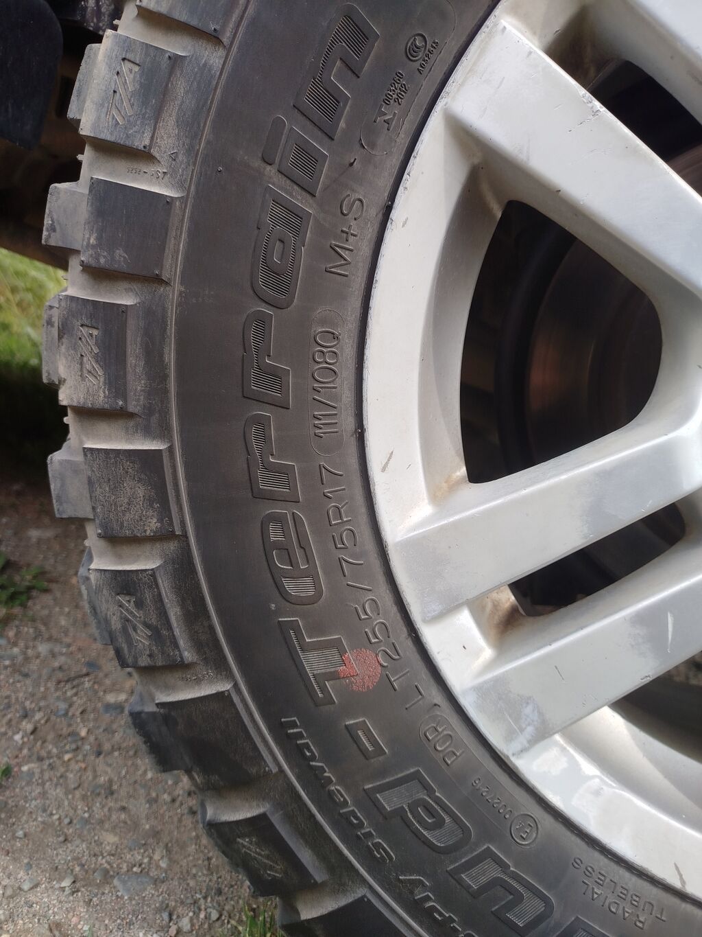 Toyota Sequoia: 2001 г., 4.7 л, Автомат, Газ, Внедорожник: фото 3