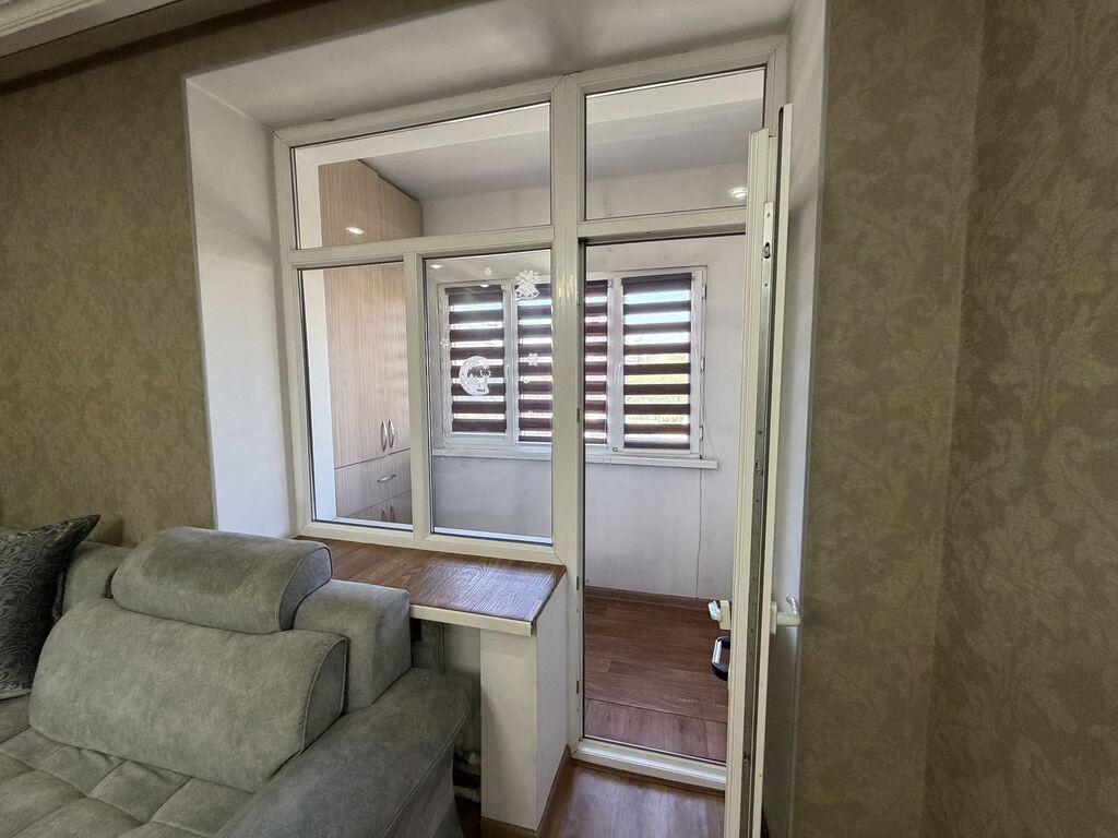 3 комнаты, 70 м², Золотой квадрат Индивидуалка, 5 этаж, Косметический ремонт: фото 5