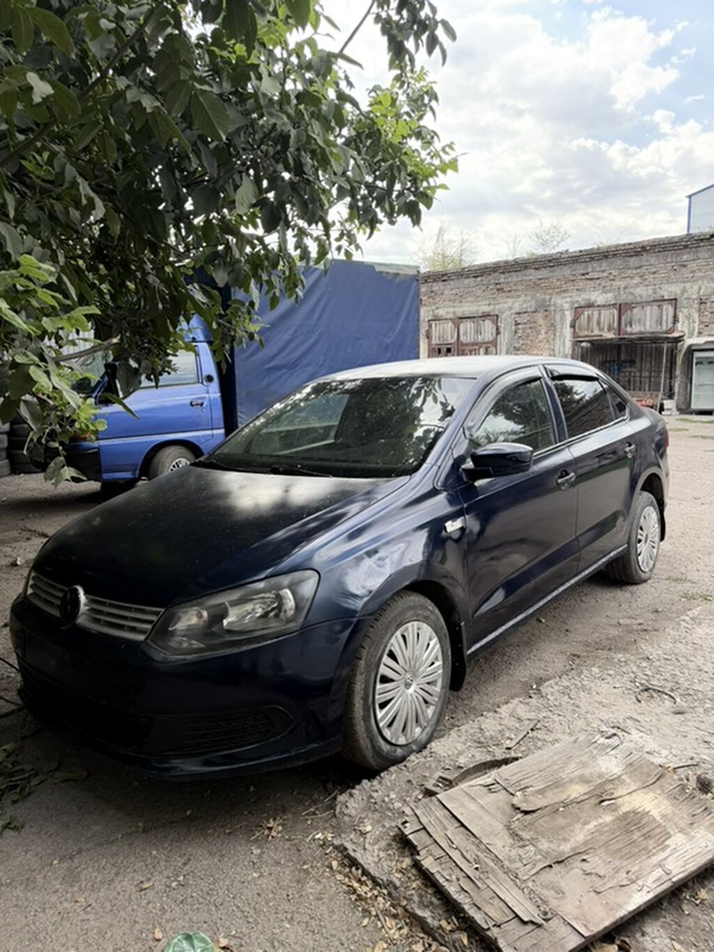 Volkswagen Polo: 2015 г., 1.6 л, Автомат, Бензин, Седан: фото 2