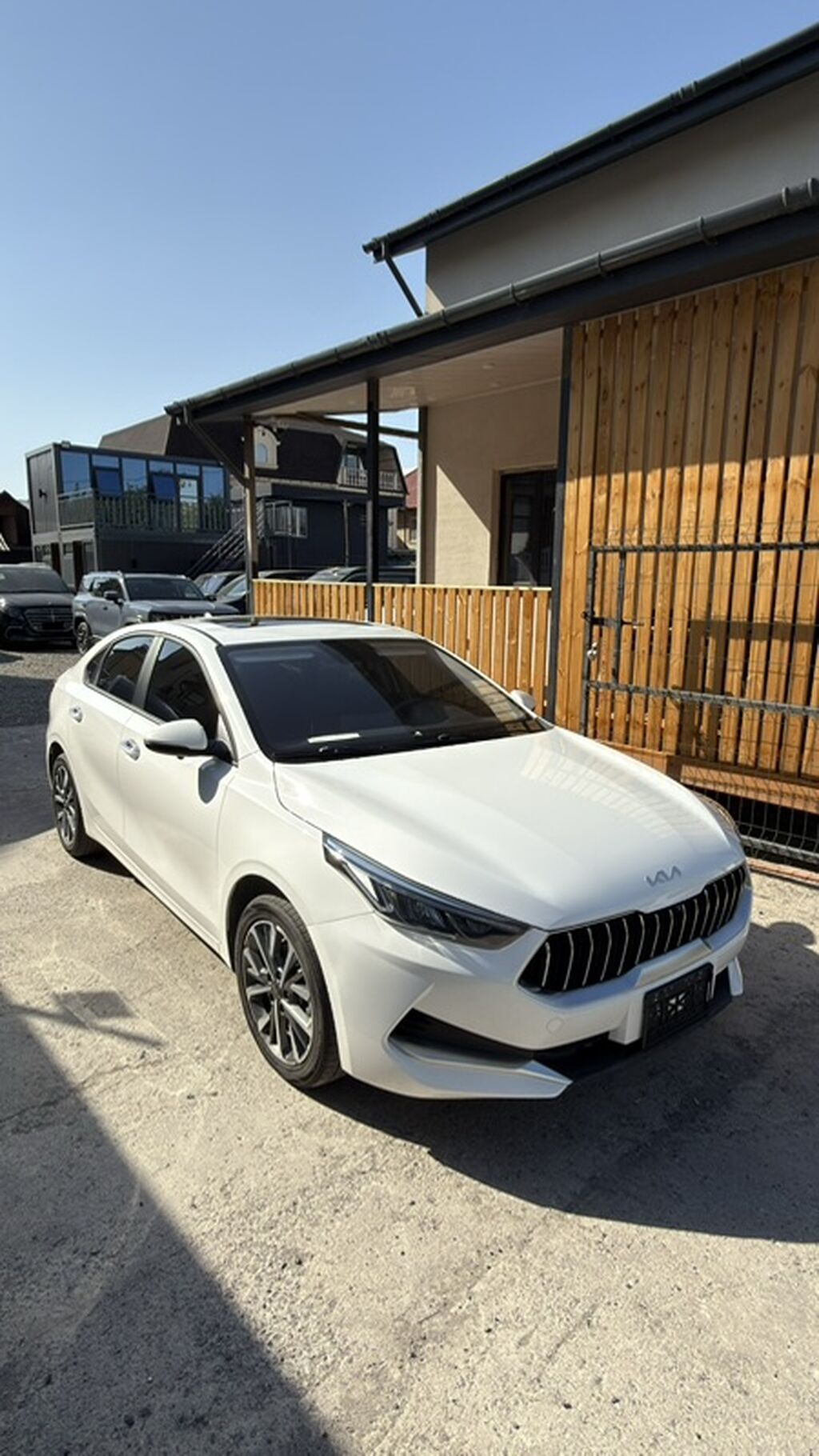 Kia K3: 2021 г., 1.5 л, Автомат, Бензин, Седан: фото 3