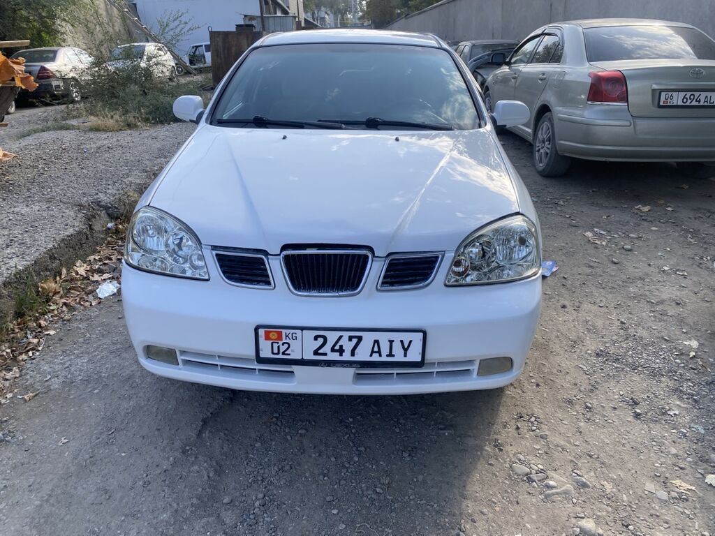 Daewoo Lacetti: 2004 г., 1.6 л, Автомат, Бензин, Седан: фото 4