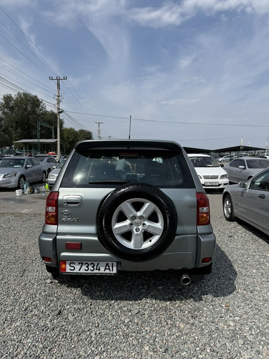 Toyota RAV4: 2004 г., 2 л, Автомат, Бензин, Внедорожник: фото 2