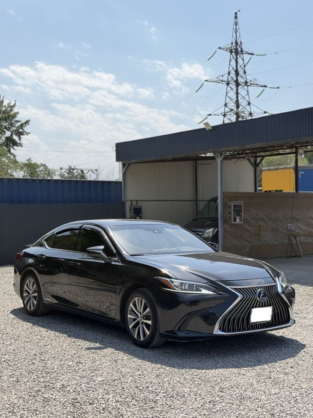 Lexus ES: 2021 г., 2.5 л, Автомат, Гибрид, Седан: фото 3