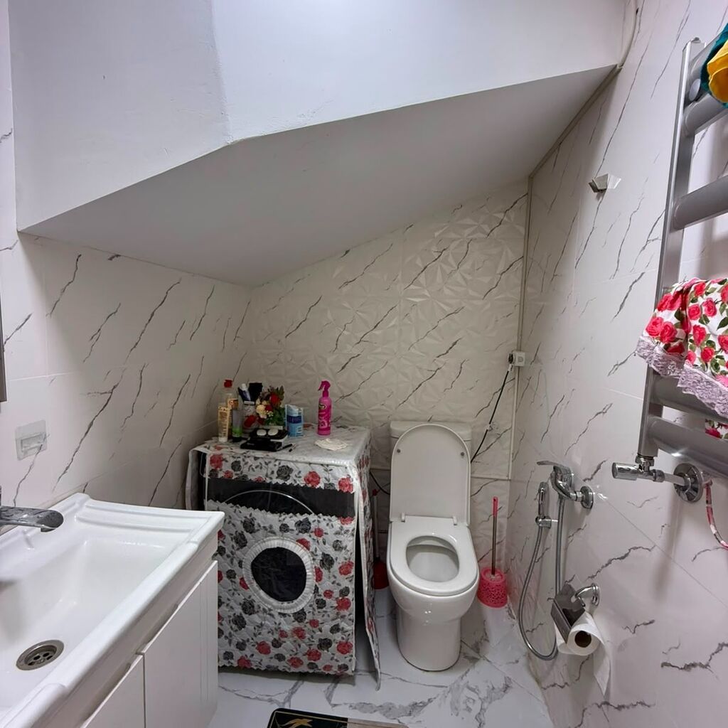 5 otaqlı, 165 kv. m, Yeni təmirli
