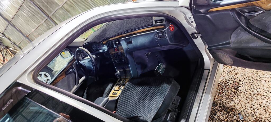 Mercedes-Benz E-Class: 1999 г., 2.2 л, Автомат, Бензин, Седан: фото 7